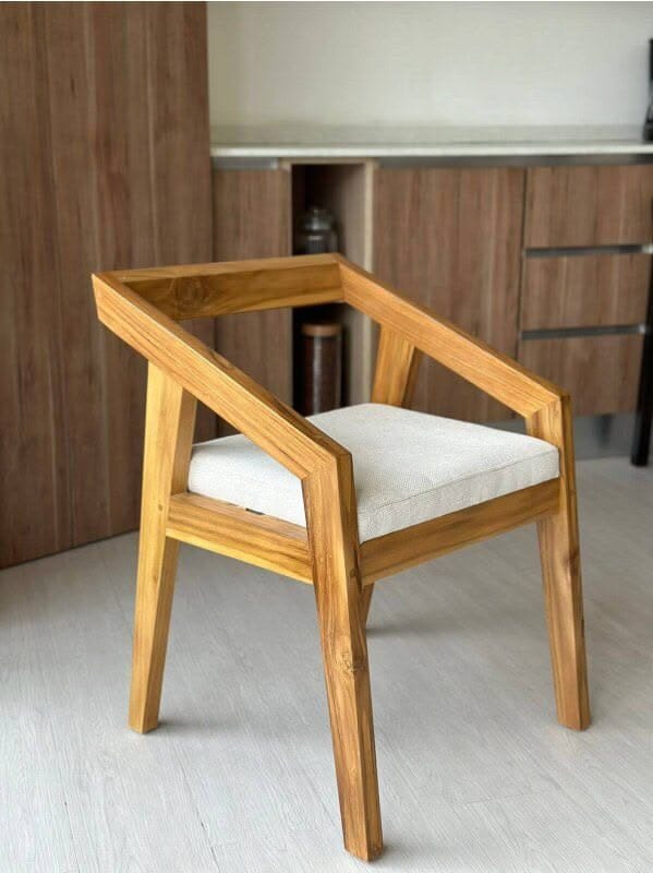 Julia” Minimalist Chair – Handcrafted Solid Wood Dining & Accent Chair – Modern Rattan Seatin